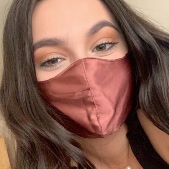 Adjustable Face Mask with Matching Scrunchie - Picture 2 of 2